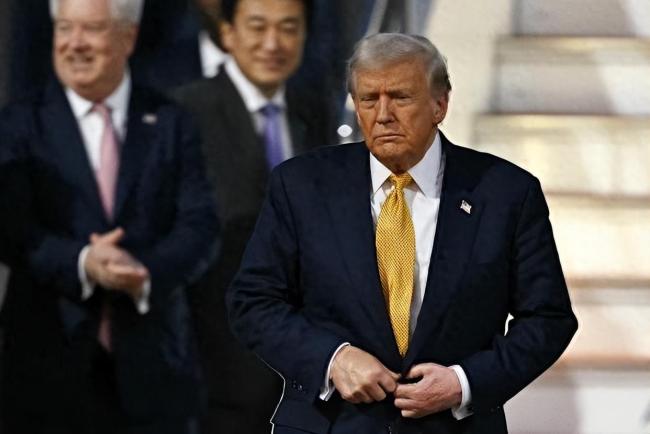 禁飞区暗示军事干预信号，美国对委内瑞拉动武，只差特朗普下令