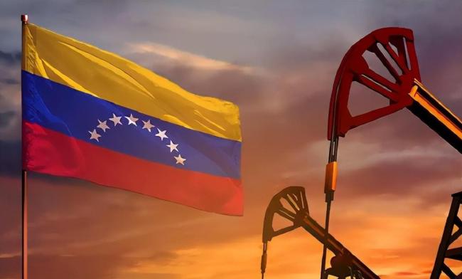 禁飞区暗示军事干预信号，美国对委内瑞拉动武，只差特朗普下令